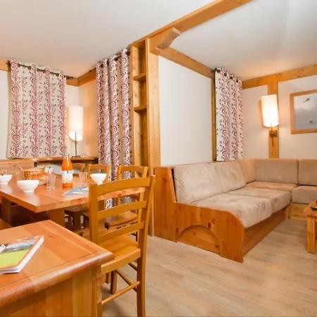 Шале Le Chalet De Montchavin St2